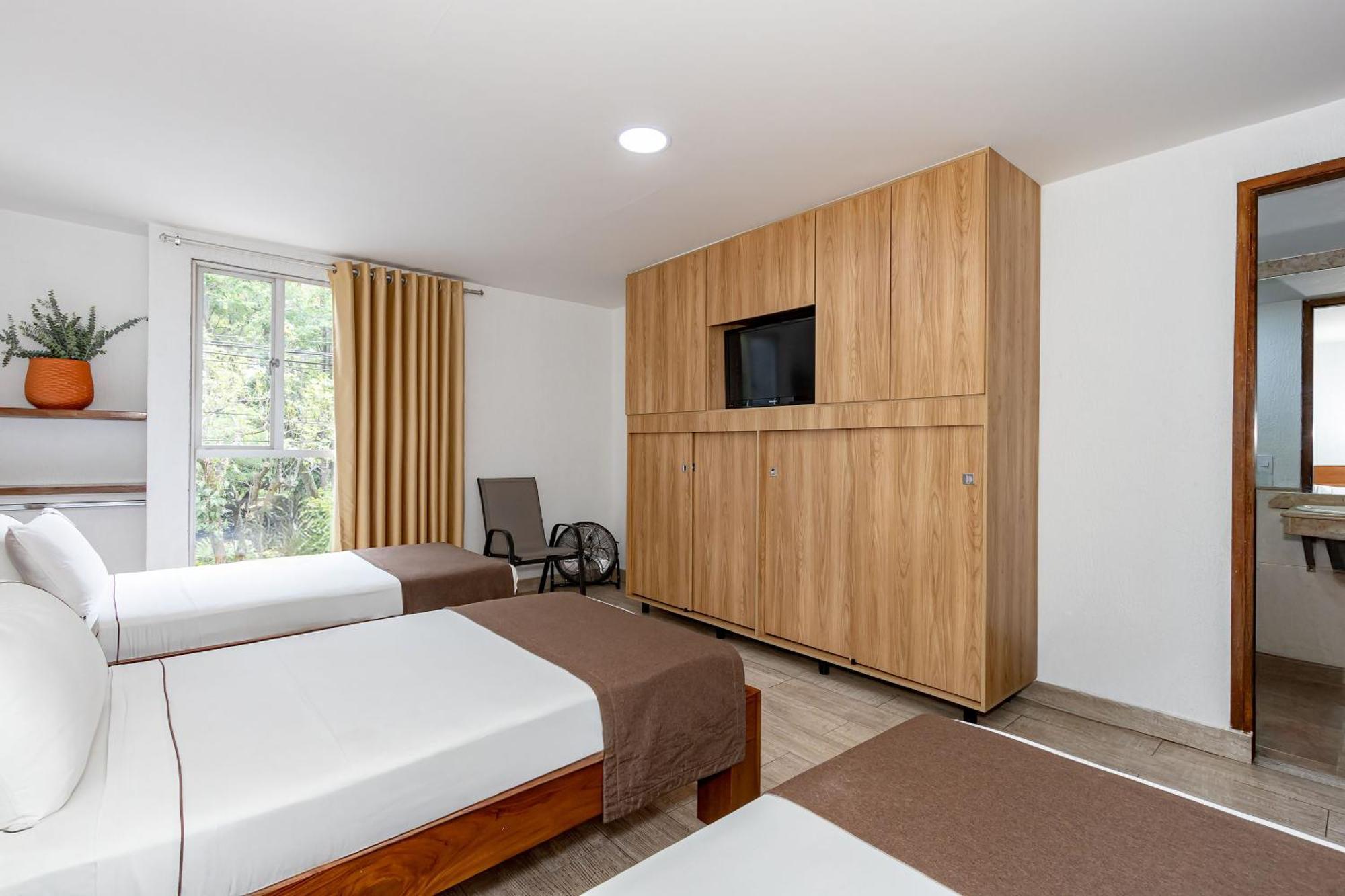Hotel Prada Белло Екстер'єр фото