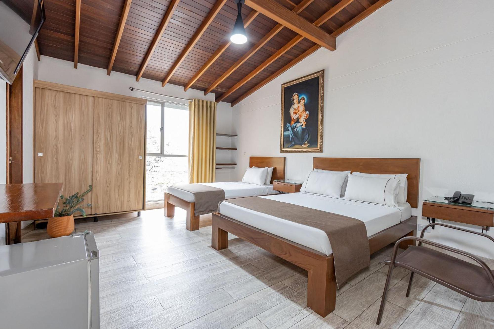 Hotel Prada Белло Екстер'єр фото