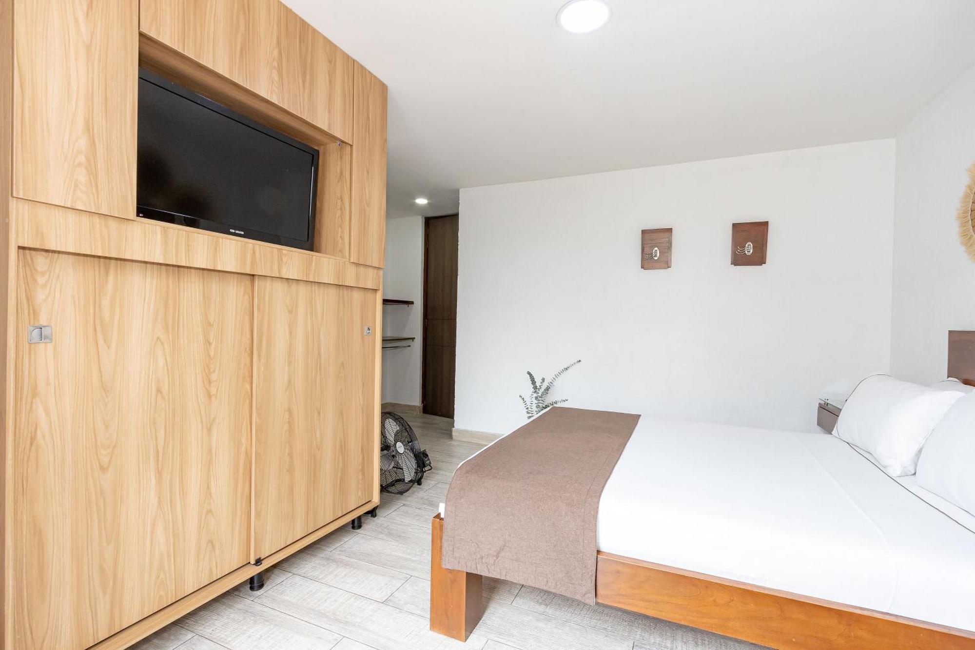 Hotel Prada Белло Екстер'єр фото