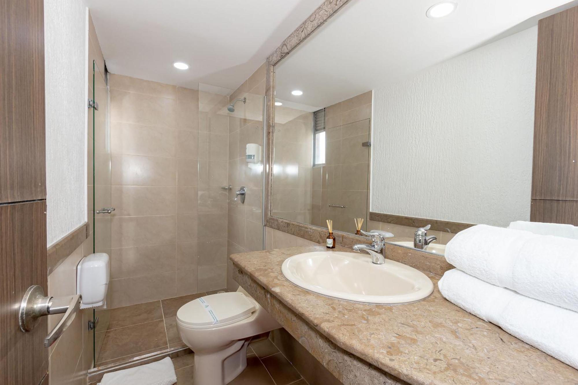 Hotel Prada Белло Екстер'єр фото